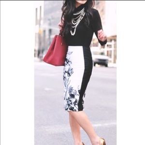 White House Black Market Floral Skirt Size 0